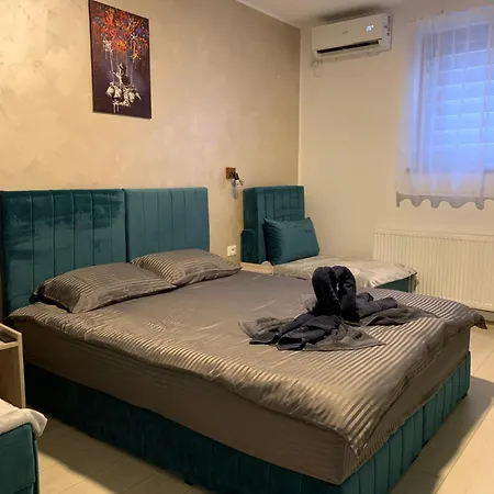 بيت ضيافة Golden Star Residences كونستانتا